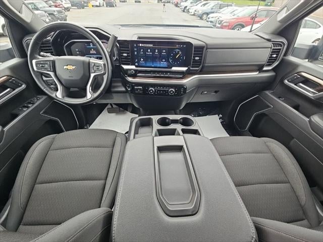 2025 Chevrolet Silverado 2500HD 4WD Crew Cab Standard Bed LT