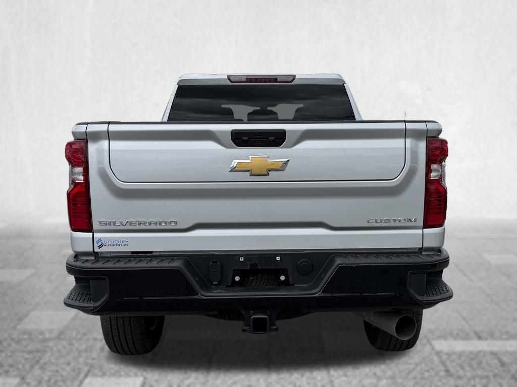 2023 Chevrolet Silverado 2500HD 4WD Crew Cab Standard Bed Custom