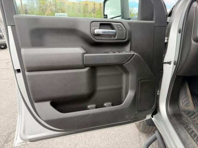 2023 Chevrolet Silverado 2500HD 4WD Crew Cab Standard Bed Custom