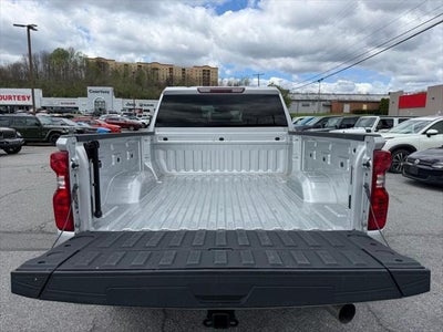 2023 Chevrolet Silverado 2500HD 4WD Crew Cab Standard Bed Custom