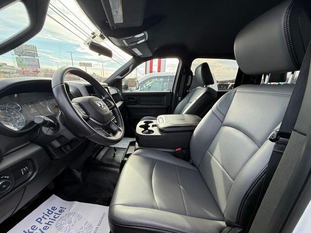 2022 RAM 2500 Tradesman Crew Cab 4x4 6'4' Box