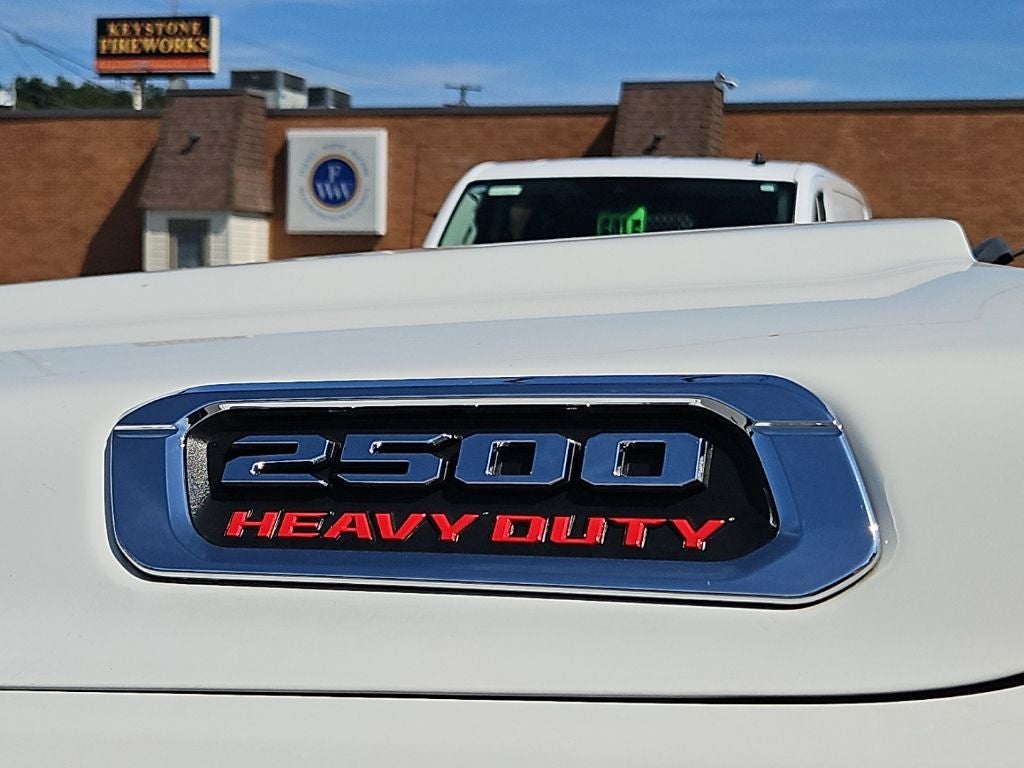 2019 RAM 2500 Limited Crew Cab 4x4 6'4' Box