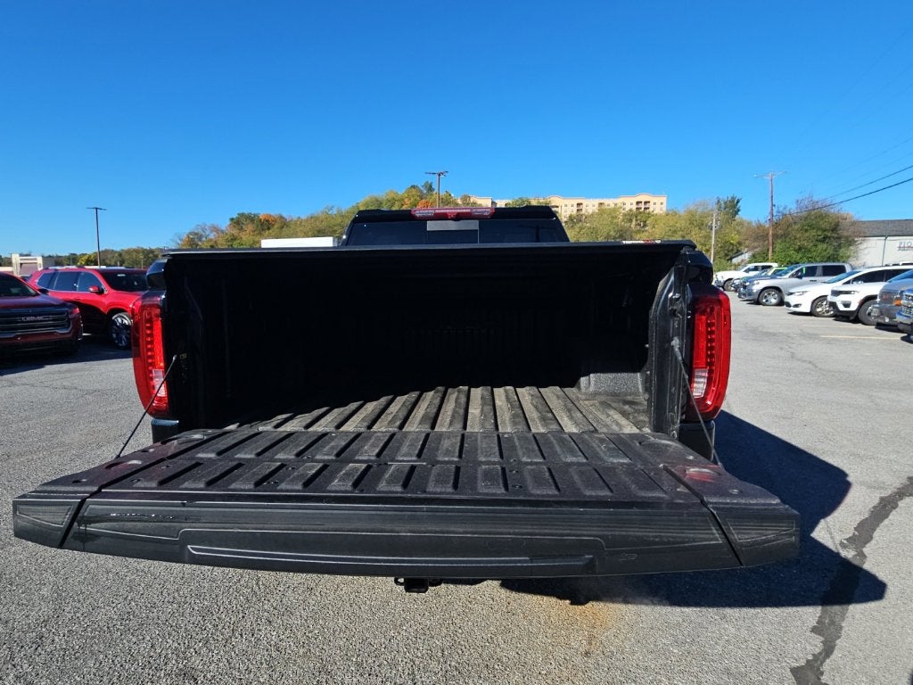 2023 GMC Sierra 1500 4WD Crew Cab Short Box Denali