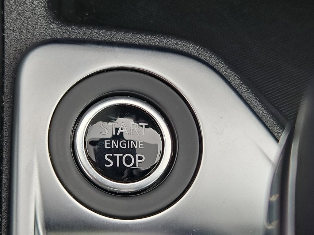 2024 Nissan Sentra SR Xtronic CVT