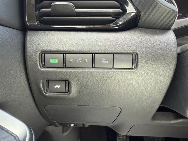 2024 Nissan Sentra SR Xtronic CVT