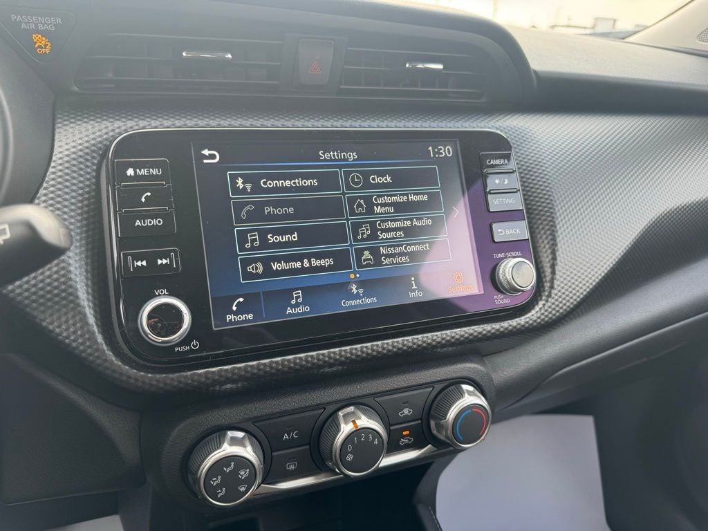 2024 Nissan Kicks SV Xtronic CVT