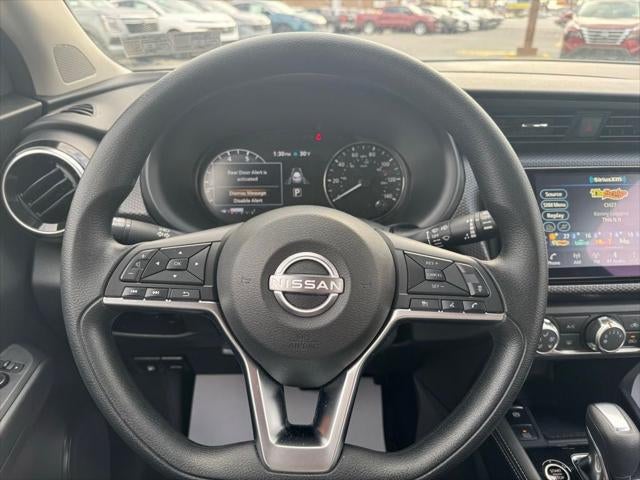 2024 Nissan Kicks SV Xtronic CVT
