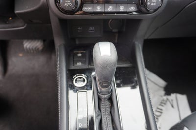 2023 Nissan Kicks SR Xtronic CVT