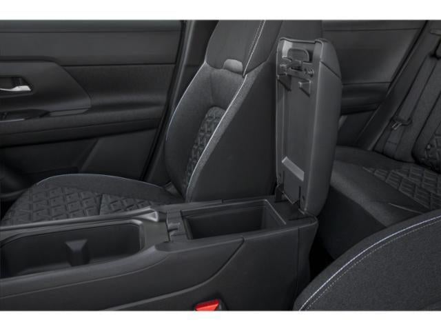 2025 Nissan Kicks SV FWD