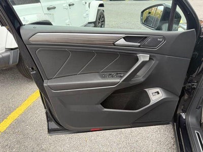 2022 Volkswagen Tiguan 2.0T SEL R-Line