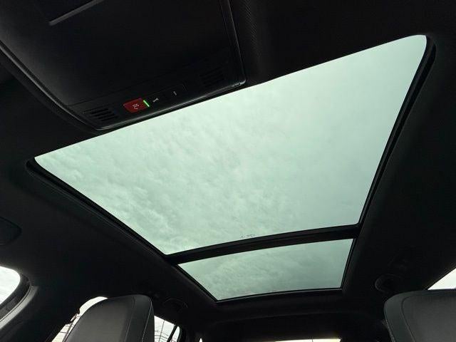 2022 Volkswagen Tiguan 2.0T SEL R-Line