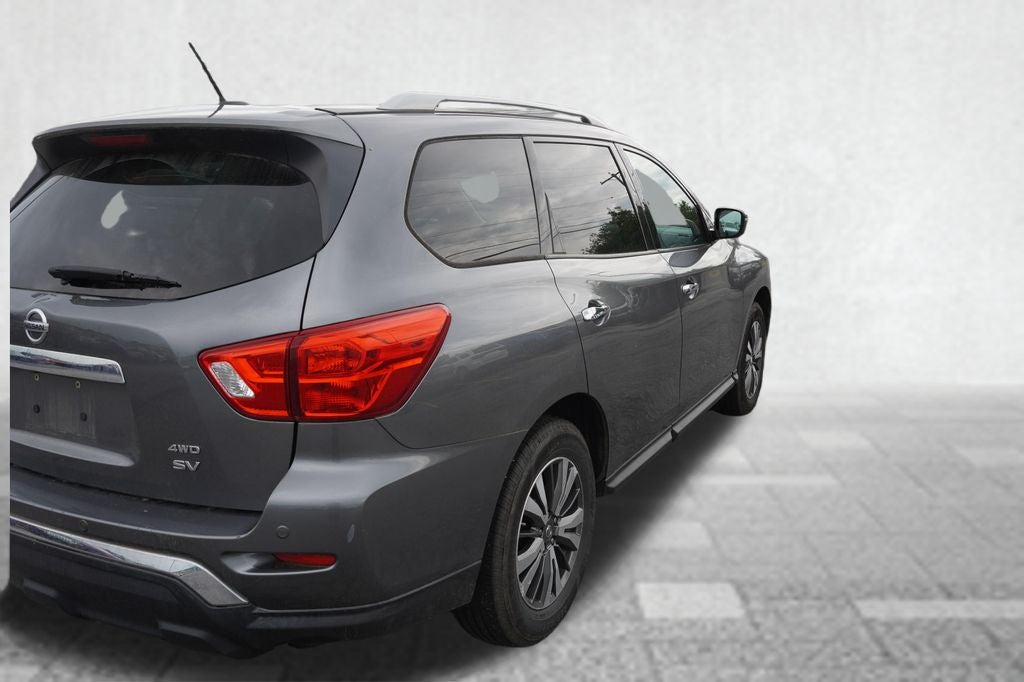 2018 Nissan Pathfinder SV