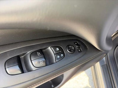 2018 Nissan Pathfinder SV