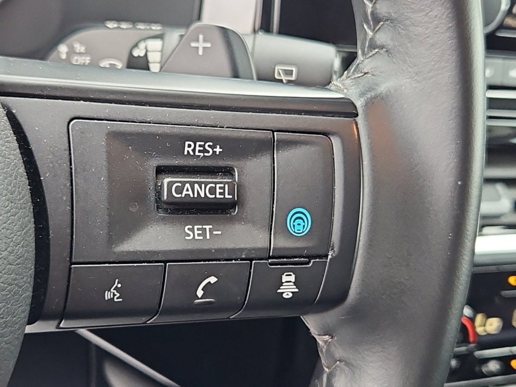 2025 Nissan Pathfinder SV 4WD