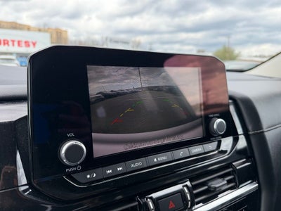 2024 Nissan Pathfinder SV 4WD