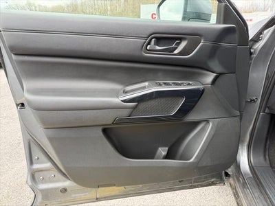 2024 Nissan Pathfinder SV 4WD