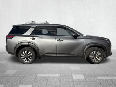 2025 Nissan Pathfinder SL 4WD