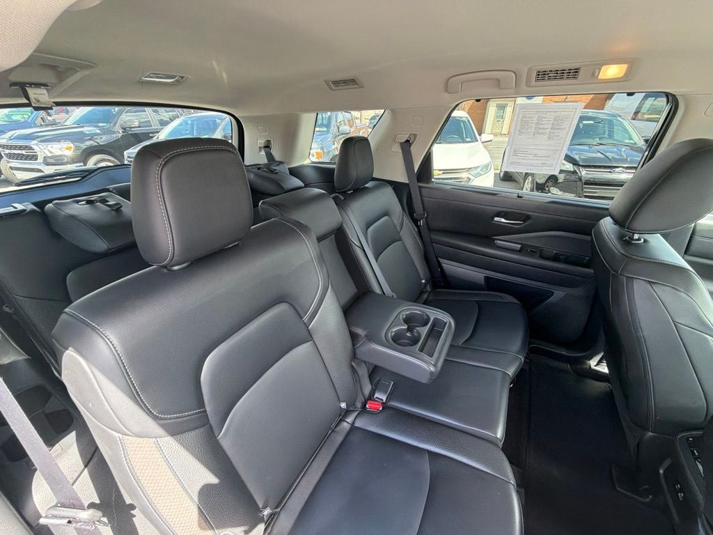 2024 Nissan Pathfinder SL 4WD
