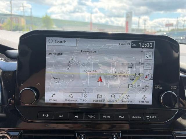 2024 Nissan Pathfinder SL 4WD