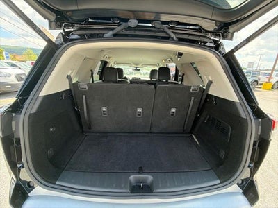 2024 Nissan Pathfinder SL 4WD