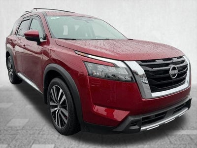 2025 Nissan Pathfinder Platinum 4WD