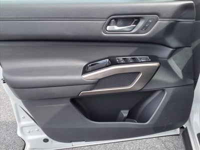 2024 Nissan Pathfinder Platinum 4WD