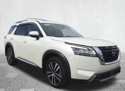 2024 Nissan Pathfinder Platinum 4WD