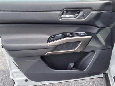 2024 Nissan Pathfinder Platinum 4WD