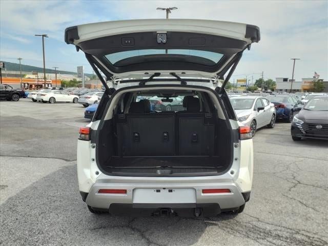 2024 Nissan Pathfinder Platinum 4WD