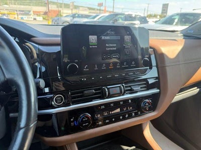 2023 Nissan Pathfinder Platinum 4WD