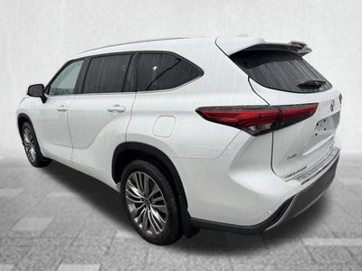 2022 Toyota Highlander Platinum
