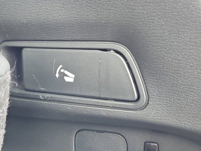 2022 Mitsubishi Outlander Base