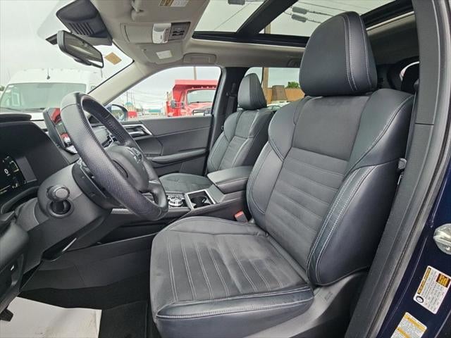 2022 Mitsubishi Outlander Base