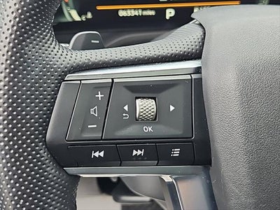 2022 Mitsubishi Outlander Base