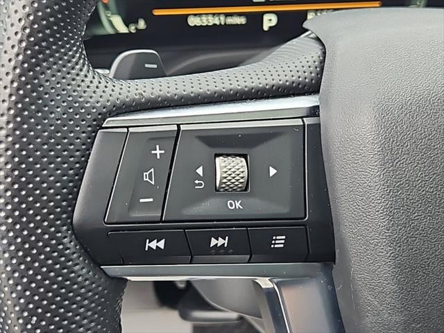 2022 Mitsubishi Outlander Base