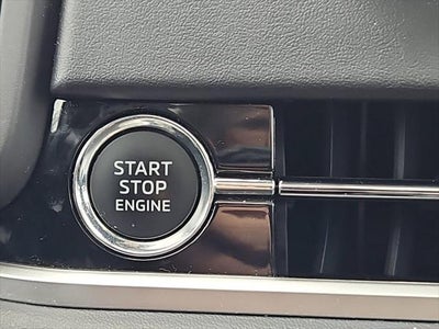 2022 Mitsubishi Outlander Base
