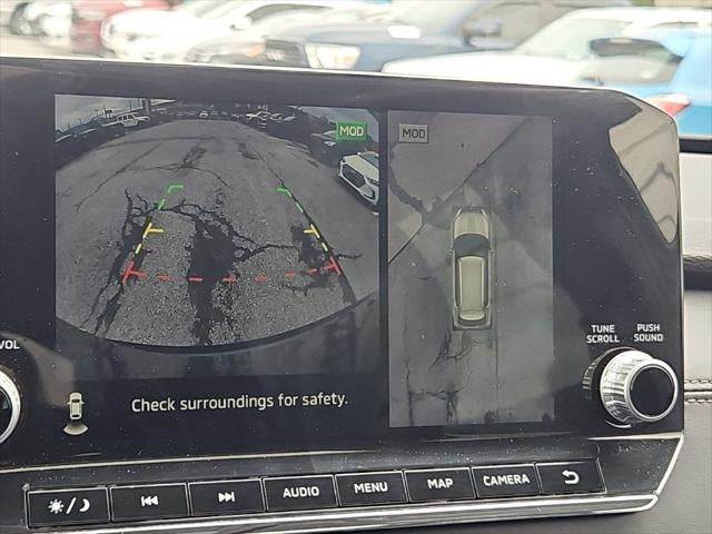 2022 Mitsubishi Outlander Base