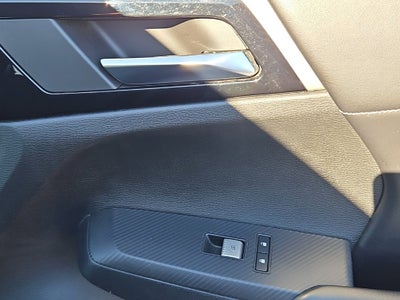 2022 Mitsubishi Outlander Base