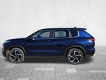 2022 Mitsubishi Outlander Base