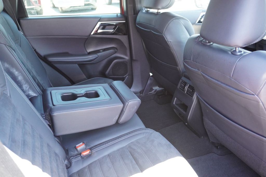 2023 Mitsubishi Outlander SE Special Editiont S-AWC