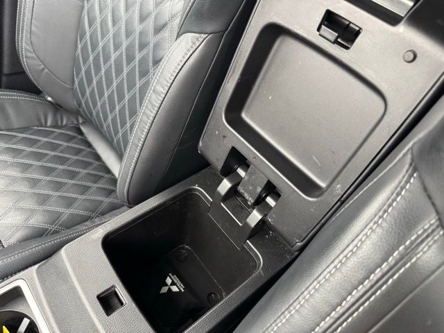 2022 Mitsubishi Outlander SEL Special Edition S-AWC