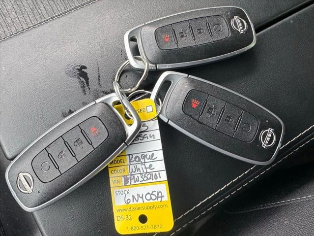 2023 Nissan Rogue SV Intelligent AWD