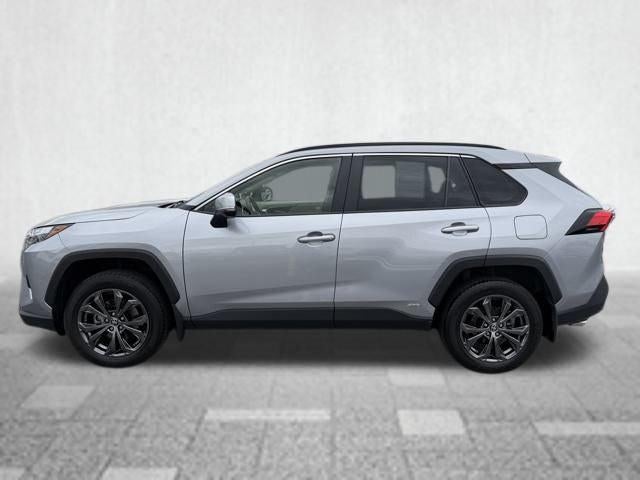 2022 Toyota RAV4 Hybrid XLE Premium
