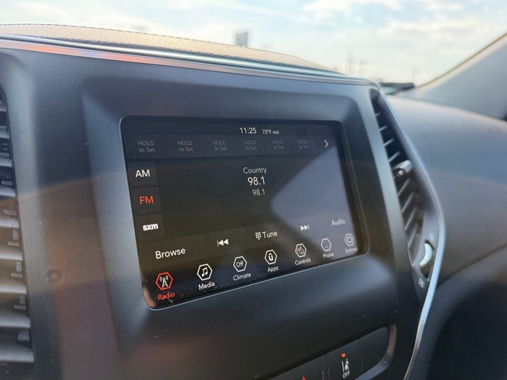 2021 Jeep Cherokee Altitude