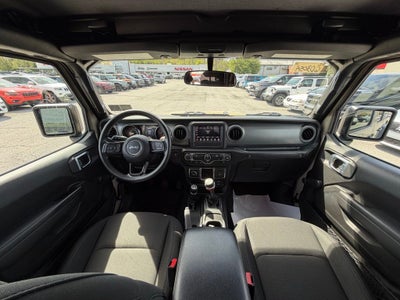 2022 Jeep Gladiator Sport