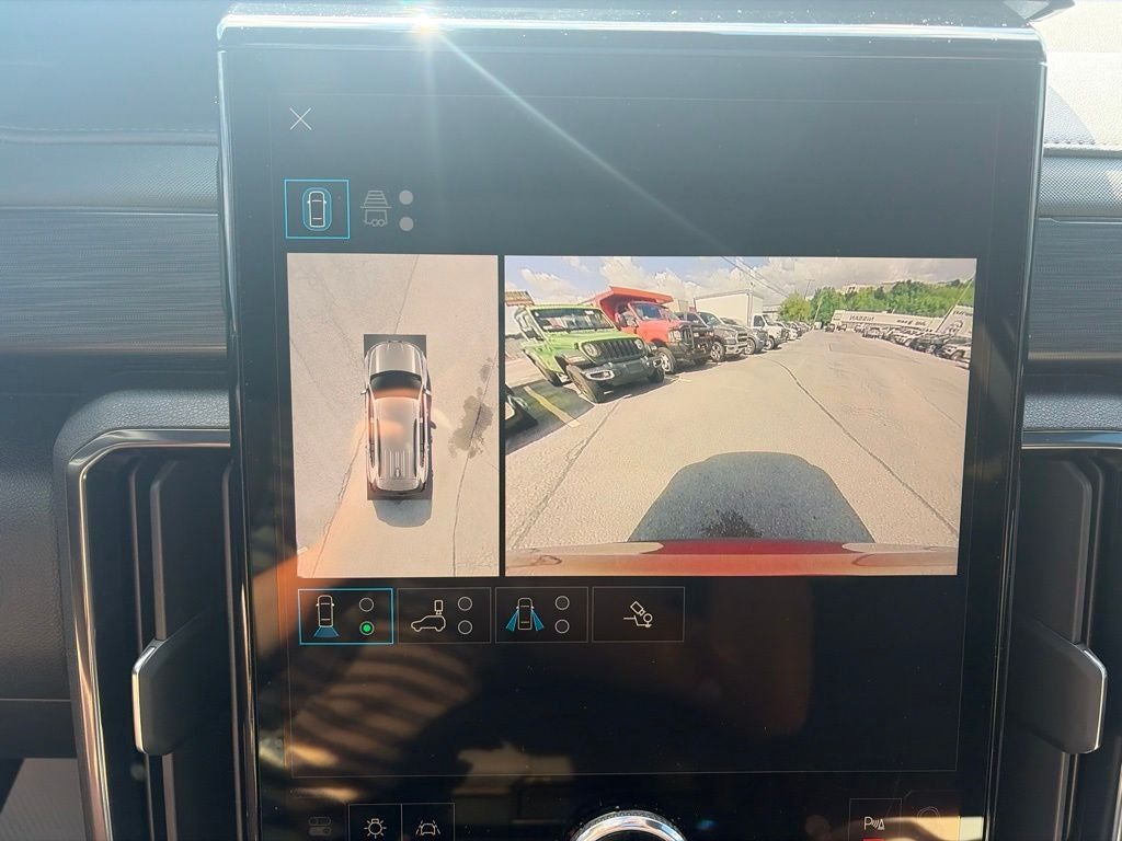 2024 GMC Acadia AT4