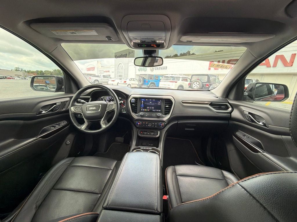2023 GMC Acadia AT4
