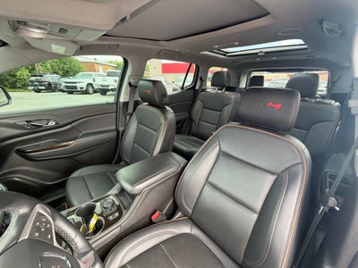 2023 GMC Acadia AT4