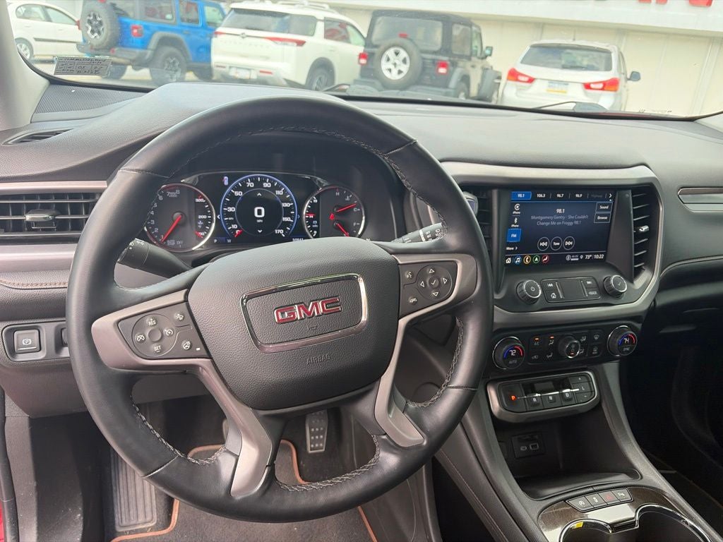 2023 GMC Acadia AT4
