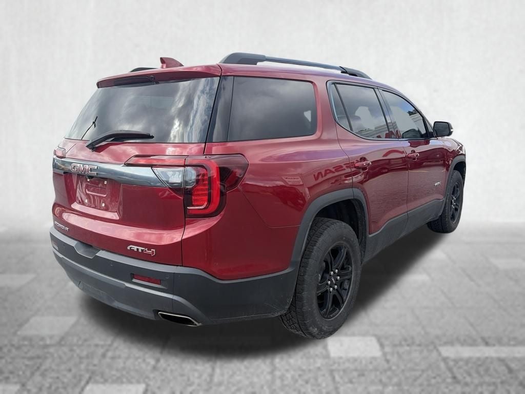 2023 GMC Acadia AT4